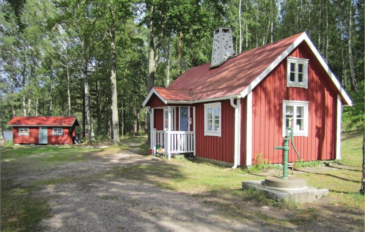 Stunning Home In Hyltebruk With Kitchen Exterior photo